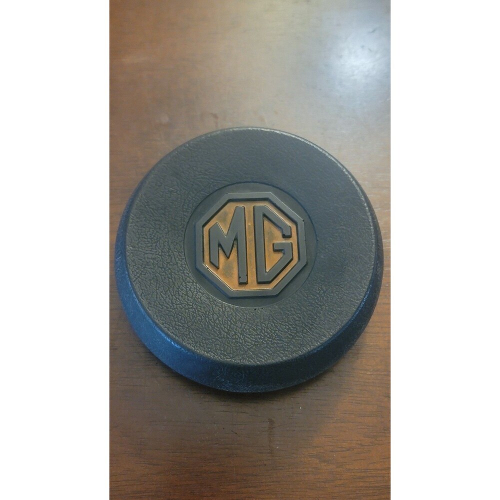 MG MGB Black Steering Wheel Mounted Horn Button Pad